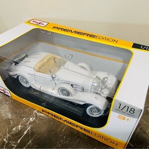 Maisto 1:18 Scale Diecast Premiere Ed Mercedes Benz K Type Special Roadster NWB